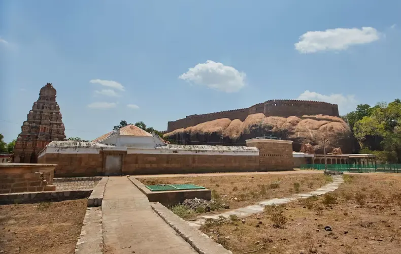 Thirumayam Fort